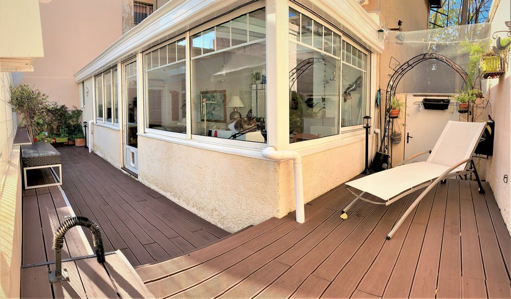 Achat appartement à vendre 4 pièces 75 m² - Toulon