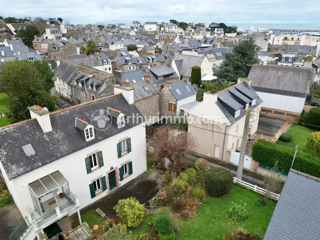 Achat maison à vendre 3 chambres 137 m² - Saint-Quay-Portrieux