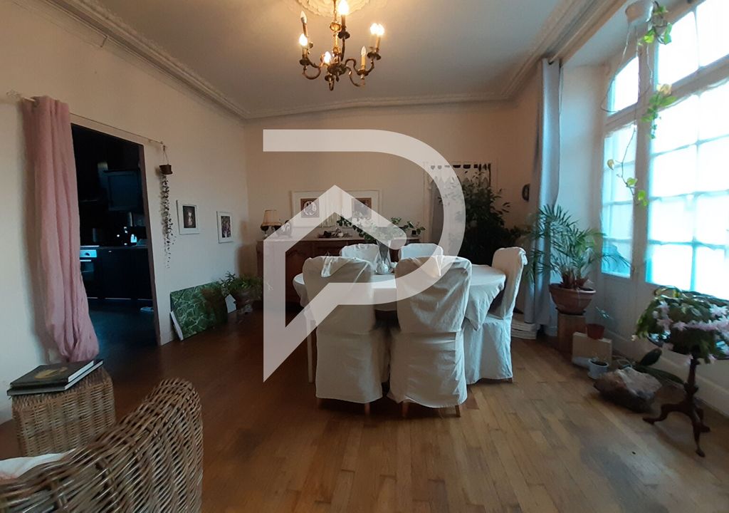 Achat maison à vendre 5 chambres 150 m² - Jugon-les-Lacs