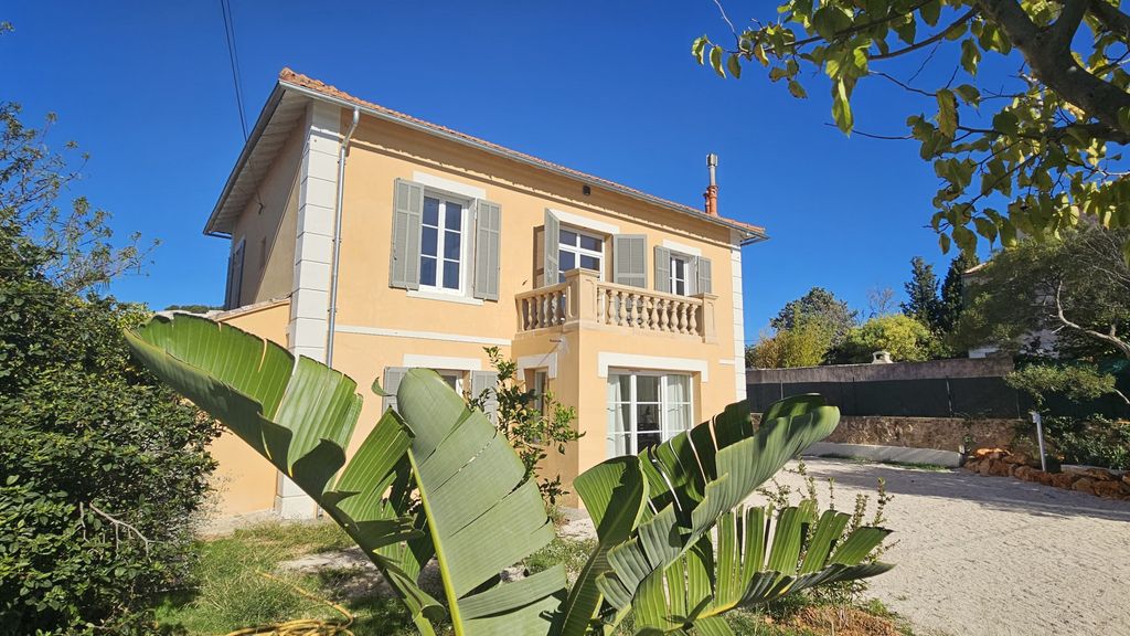 Achat maison à vendre 3 chambres 130 m² - Bandol