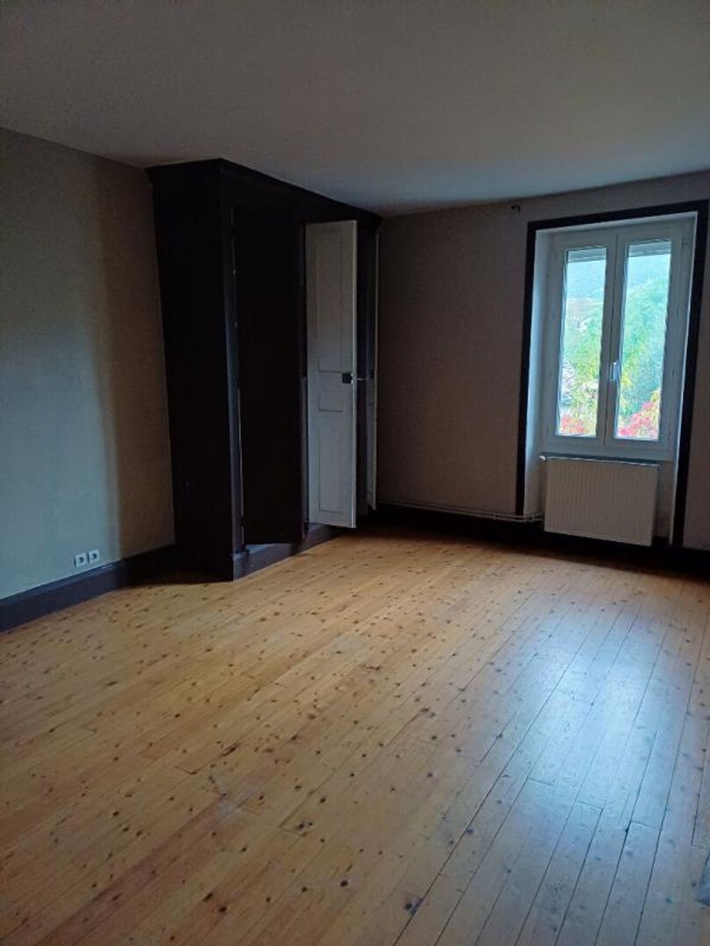 Achat appartement à vendre 4 pièces 100 m² - Saint-Laurent-du-Pape