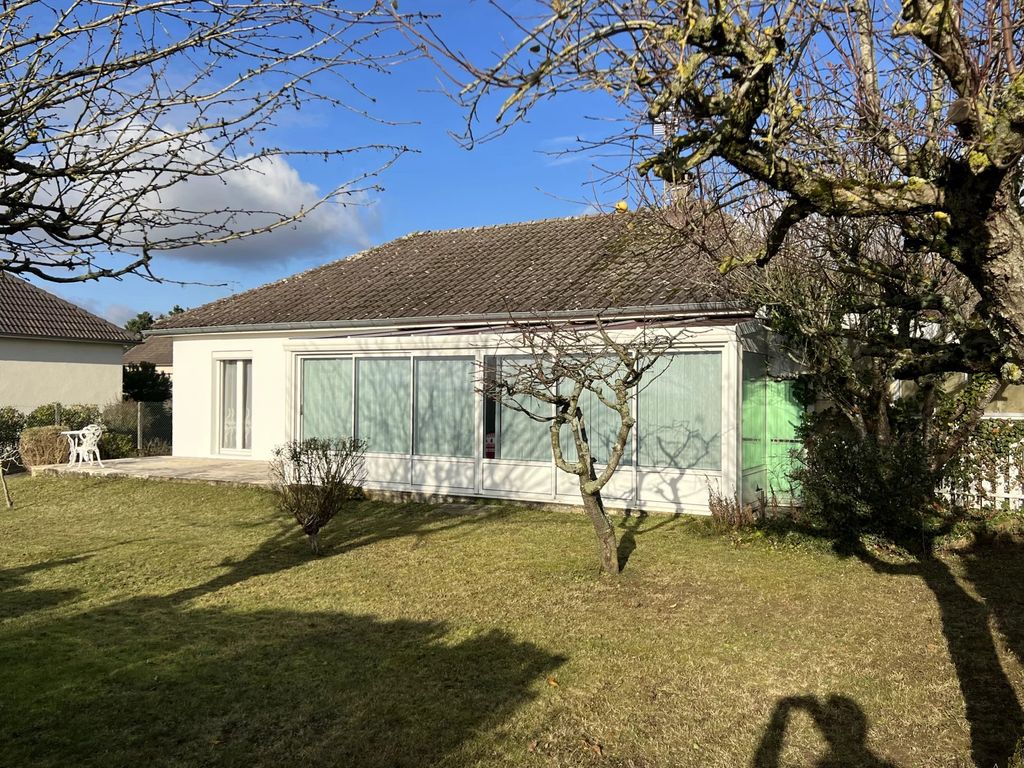 Achat maison à vendre 4 chambres 134 m² - Saint-Georges-sur-Baulche