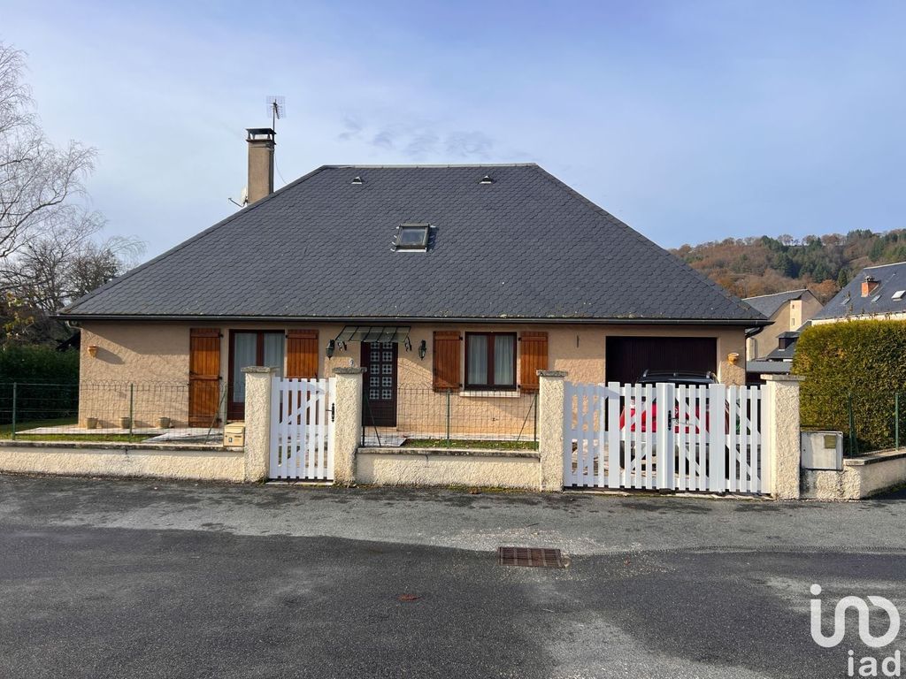 Achat maison à vendre 3 chambres 140 m² - Saint-Geniez-d'Olt-et-d'Aubrac