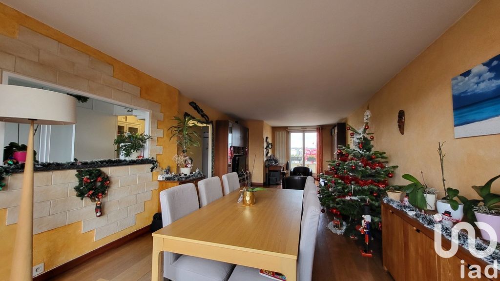 Achat appartement à vendre 4 pièces 84 m² - Saint-Gratien