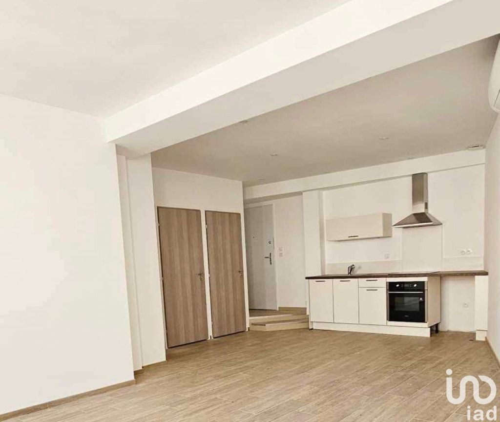 Achat appartement à vendre 5 pièces 116 m² - Avignon