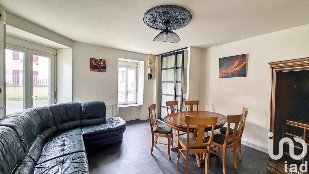 Achat maison à vendre 3 chambres 107 m² - Saint-Vincent-Sterlanges