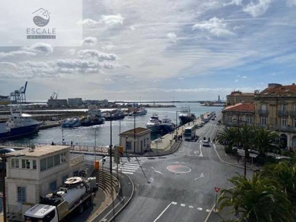 Achat appartement à vendre 4 pièces 111 m² - Sète