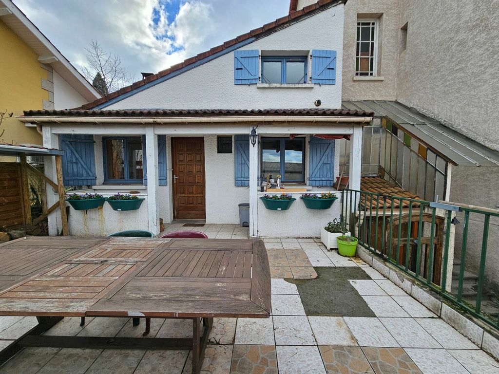 Achat maison à vendre 3 chambres 72 m² - Saint-Étienne