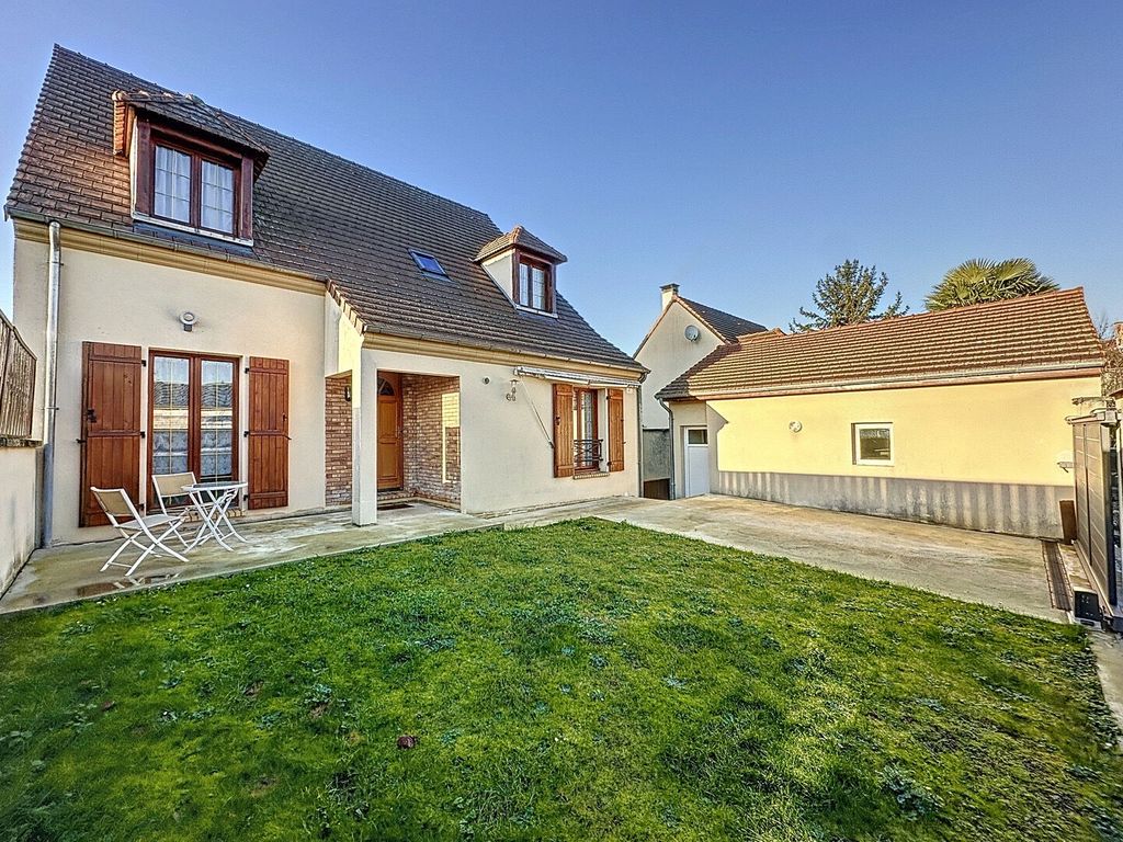 Achat maison à vendre 5 chambres 140 m² - Mareuil-lès-Meaux