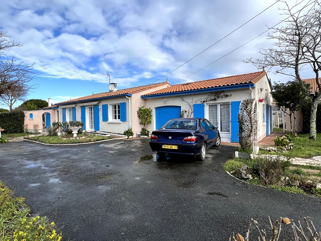 Achat maison à vendre 6 chambres 190 m² - Vaux-sur-Mer