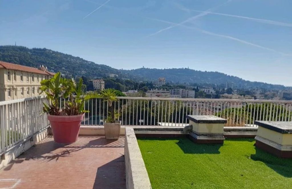 Achat appartement à vendre 4 pièces 88 m² - Cannes