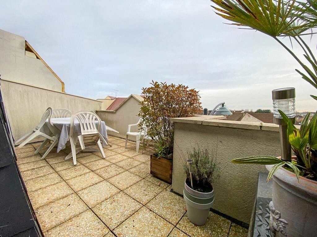 Achat duplex à vendre 2 pièces 38 m² - Pontault-Combault