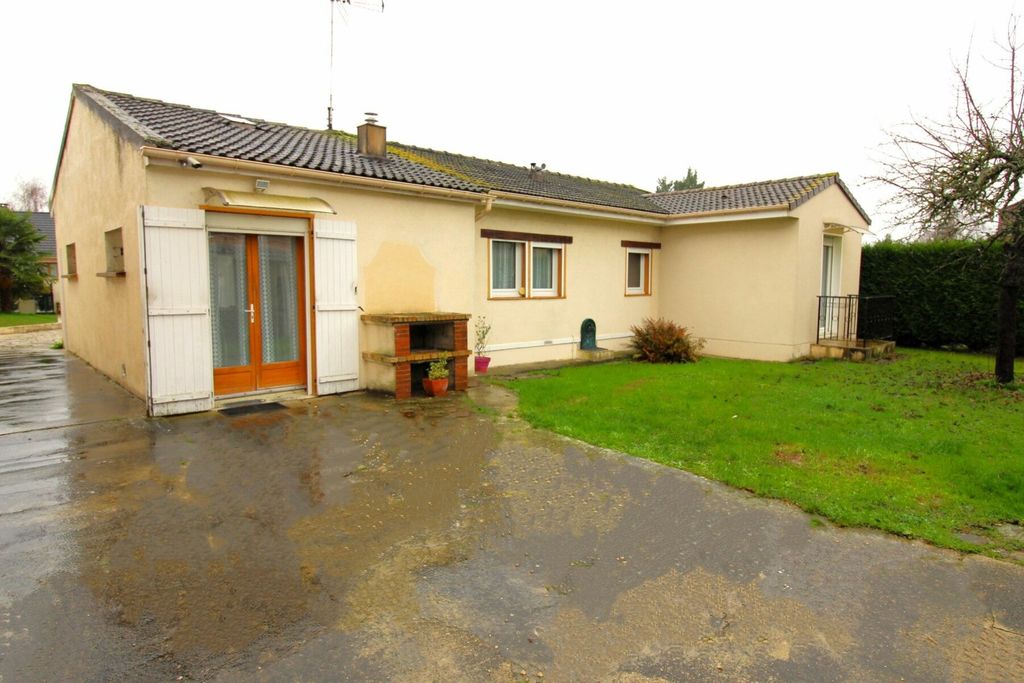 Achat maison à vendre 2 chambres 102 m² - Fontenay-Trésigny