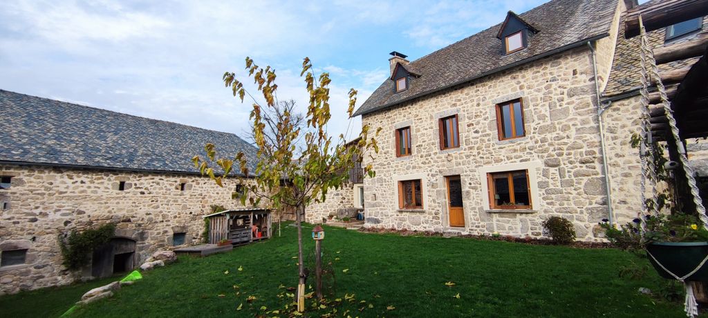 Achat maison à vendre 4 chambres 200 m² - Estaing