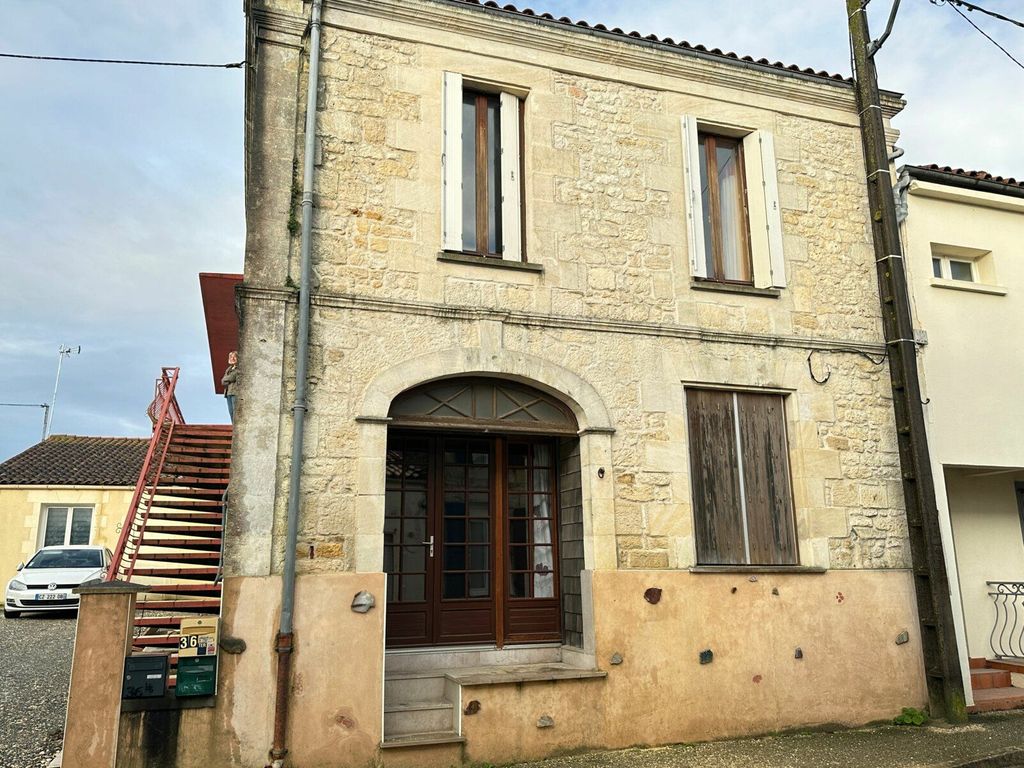 Achat maison à vendre 5 chambres 187 m² - Saint-Agnant