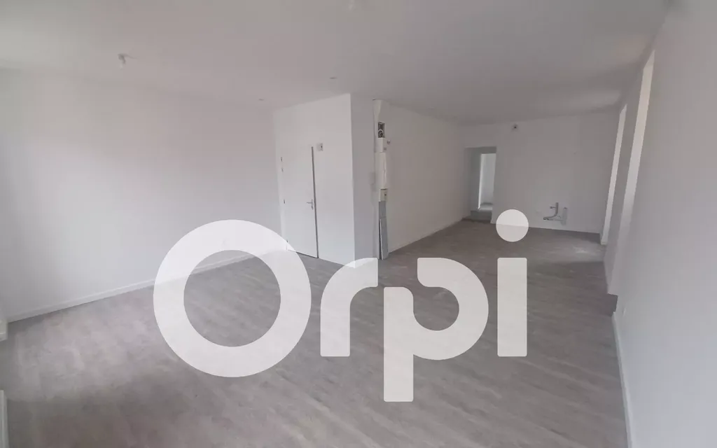 Achat appartement à vendre 3 pièces 77 m² - Saint-Étienne-de-Saint-Geoirs