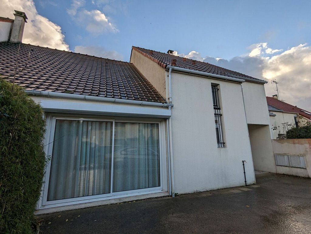 Achat maison à vendre 4 chambres 104 m² - Lagny-sur-Marne