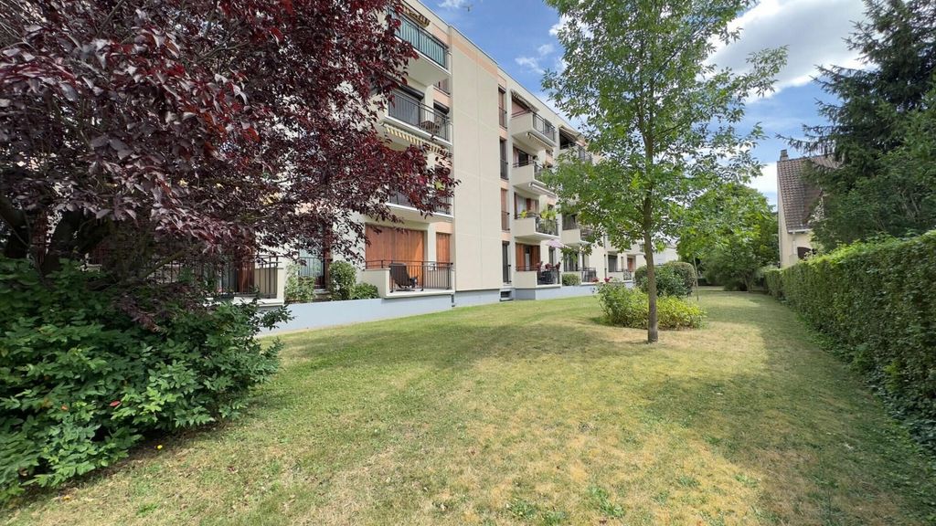 Achat appartement à vendre 3 pièces 74 m² - Neuilly-Plaisance