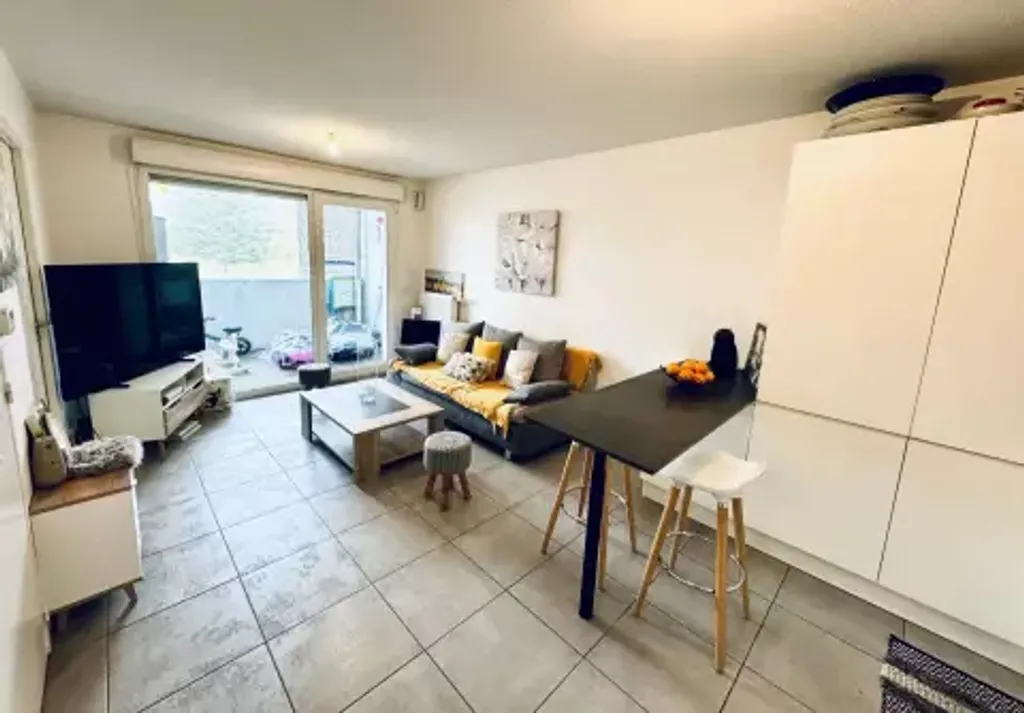 Achat appartement à vendre 2 pièces 46 m² - Pont-de-Chéruy