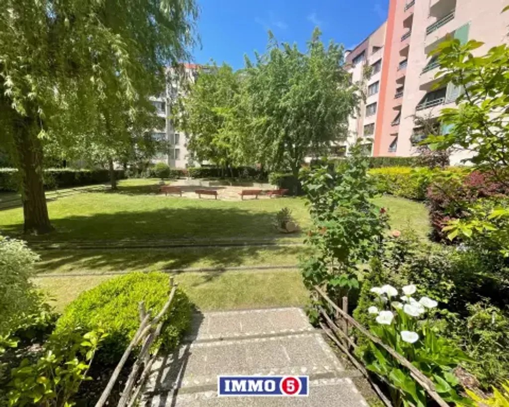 Achat appartement à vendre 3 pièces 75 m² - Champs-sur-Marne
