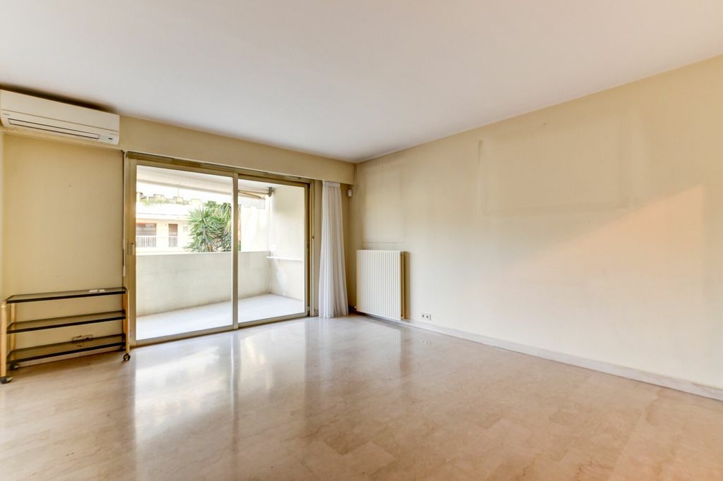 Achat appartement à vendre 3 pièces 74 m² - Cannes