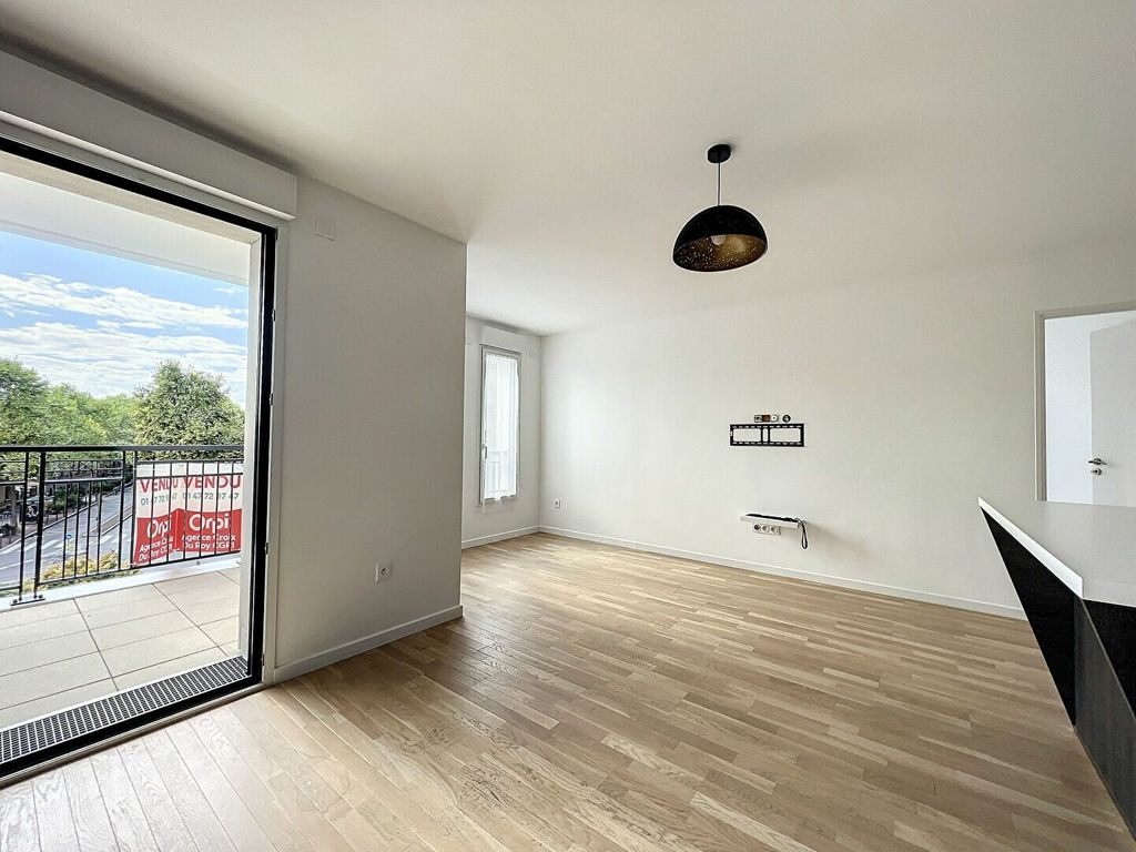 Achat appartement à vendre 3 pièces 72 m² - Suresnes