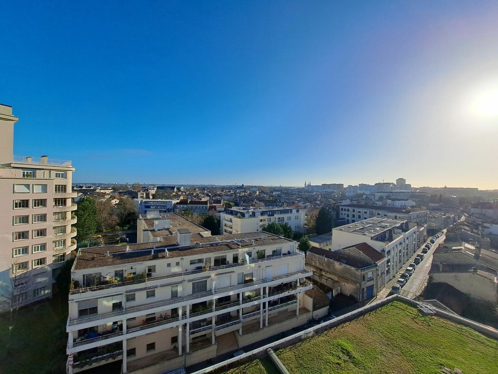 Achat appartement à vendre 3 pièces 102 m² - Bordeaux