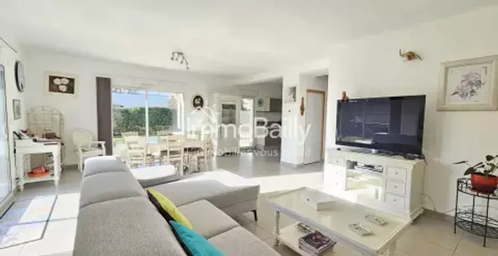 Achat maison à vendre 4 chambres 172 m² - Léognan