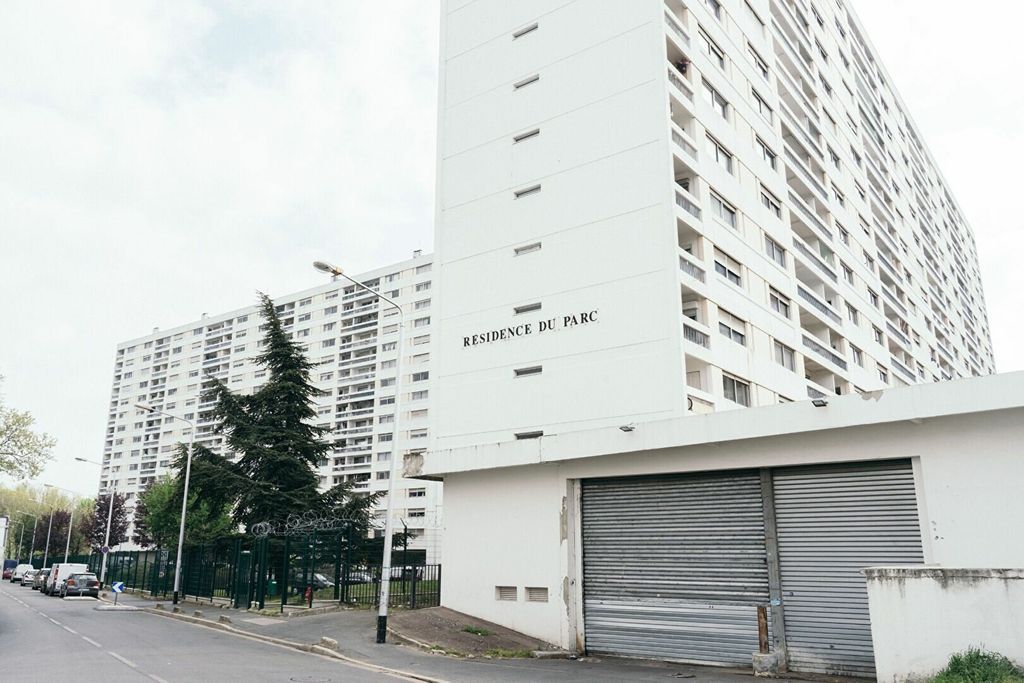 Achat appartement à vendre 4 pièces 90 m² - La Courneuve