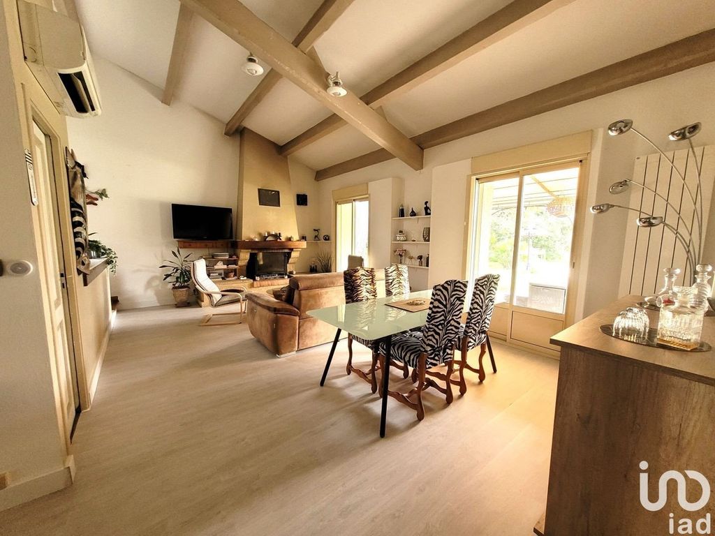 Achat maison à vendre 4 chambres 125 m² - Rochefort-du-Gard
