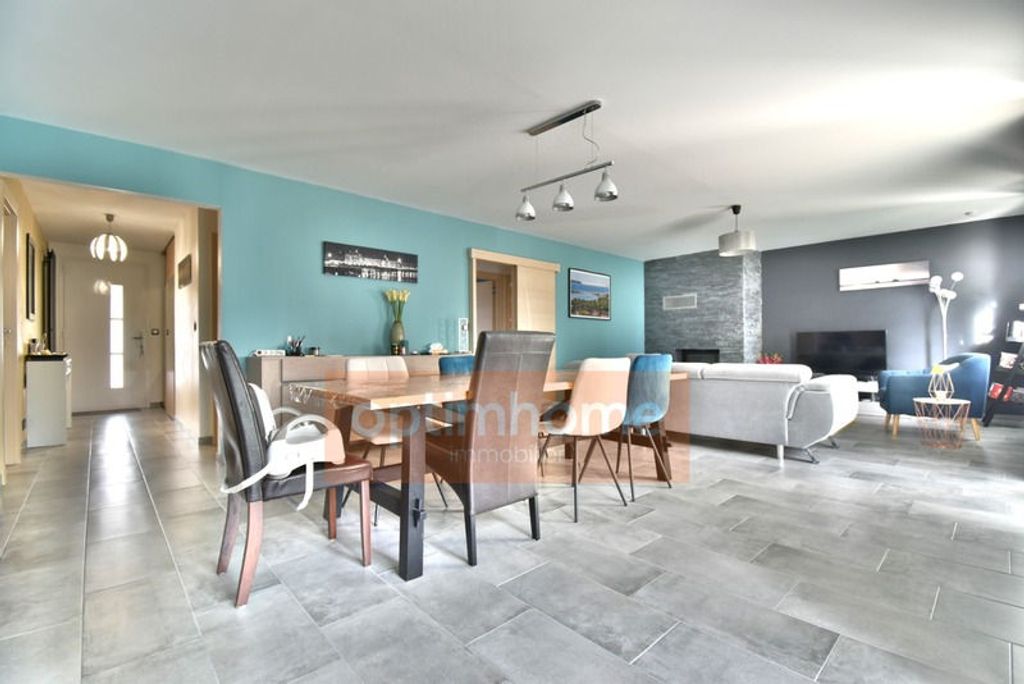 Achat maison à vendre 4 chambres 129 m² - Floirac