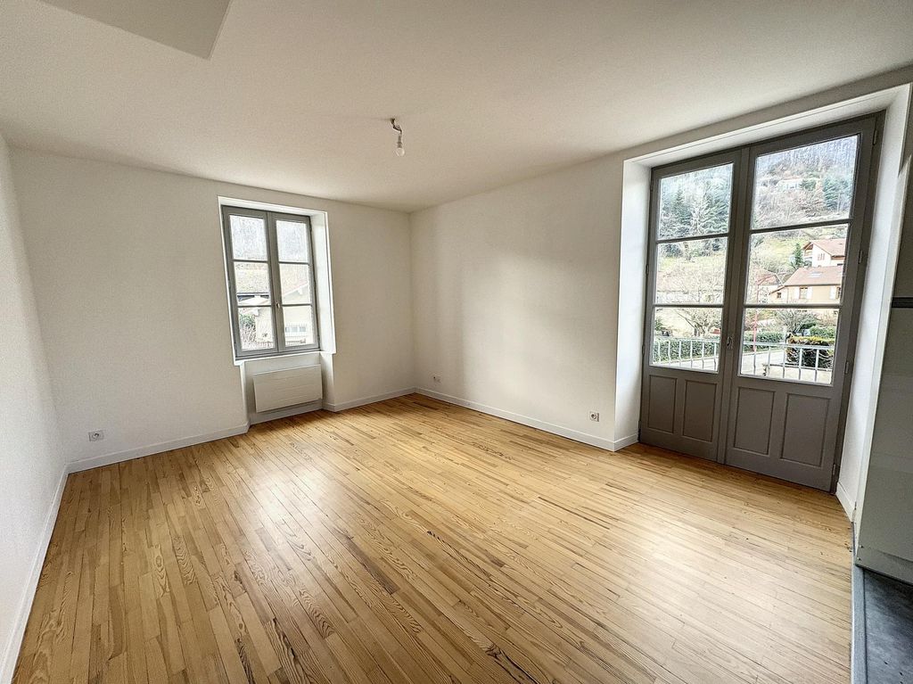 Achat appartement à vendre 4 pièces 78 m² - Charavines