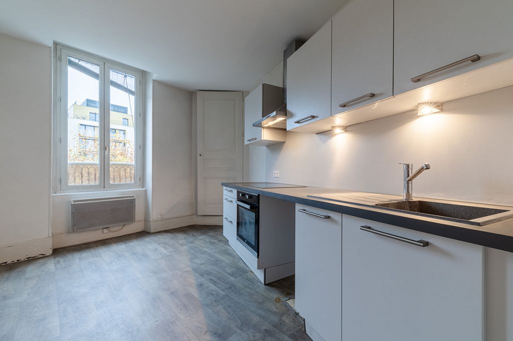 Achat appartement à vendre 2 pièces 56 m² - Voiron