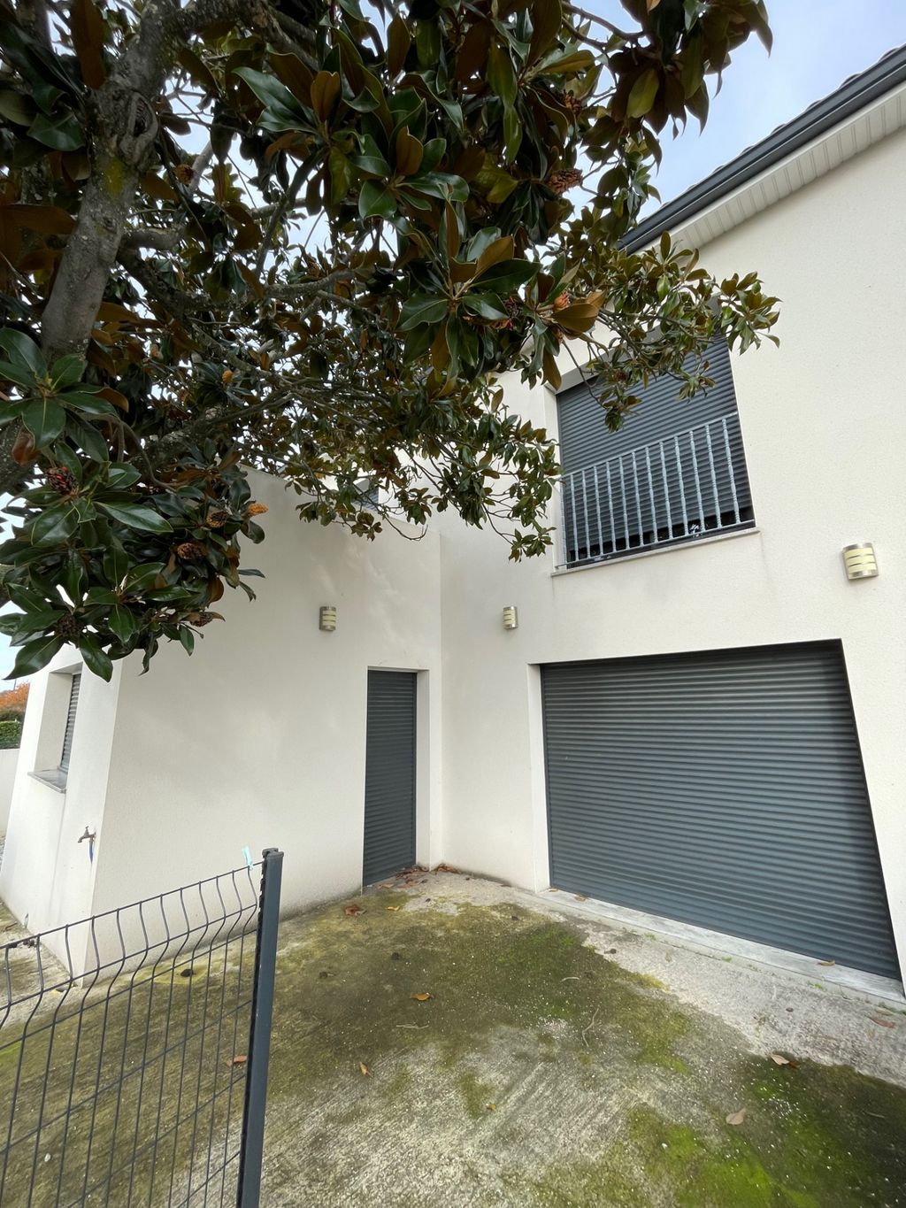 Achat maison à vendre 6 chambres 180 m² - Frouzins