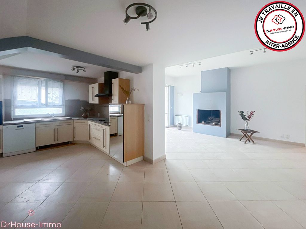 Achat triplex à vendre 5 pièces 104 m² - Sainte-Maure