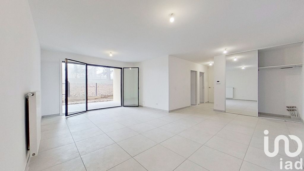 Achat appartement à vendre 3 pièces 72 m² - Saint-Cyr-au-Mont-d'Or