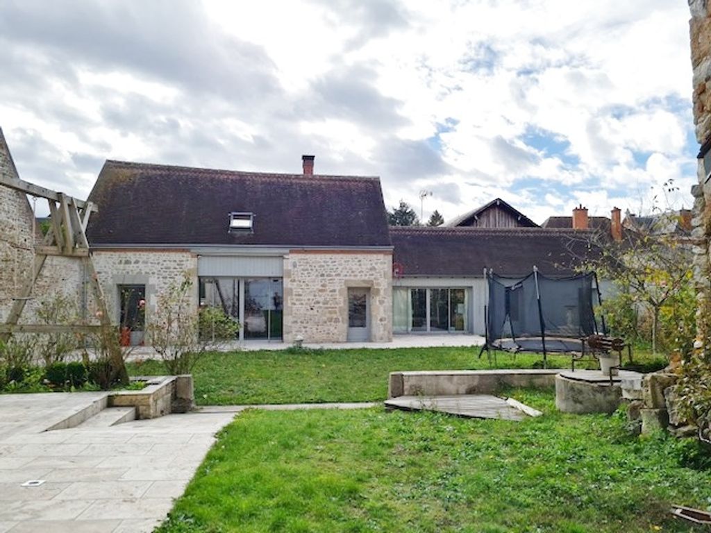 Achat maison à vendre 4 chambres 152 m² - Saint-Benoît-sur-Loire