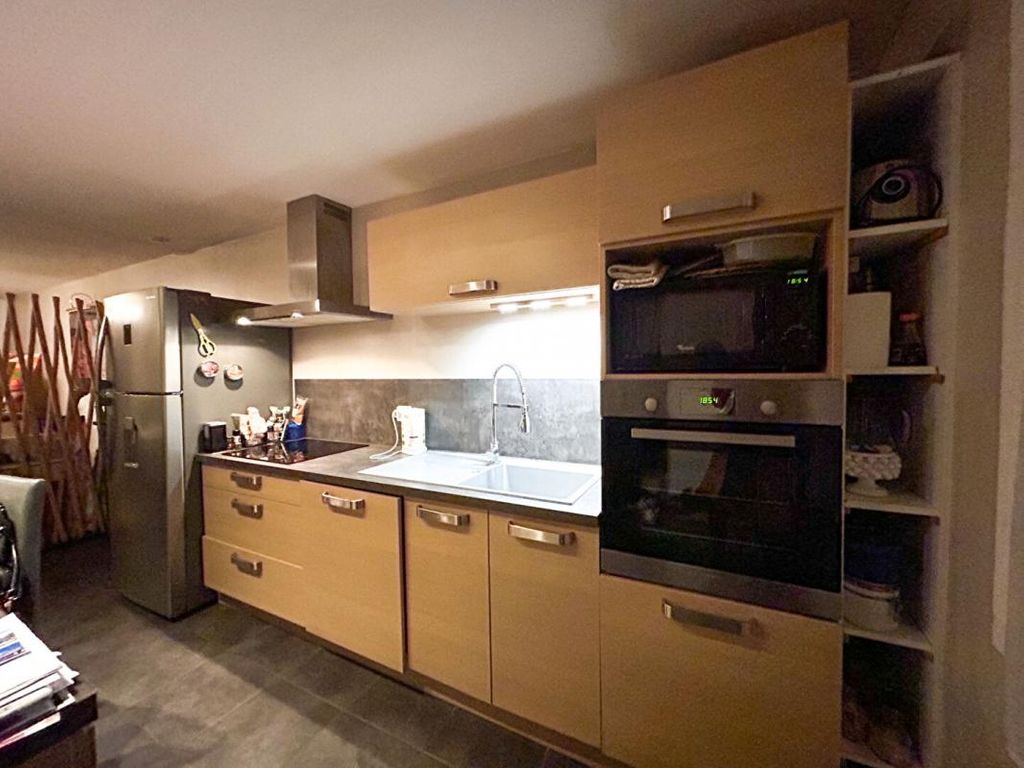 Achat maison à vendre 3 chambres 107 m² - Le Coteau