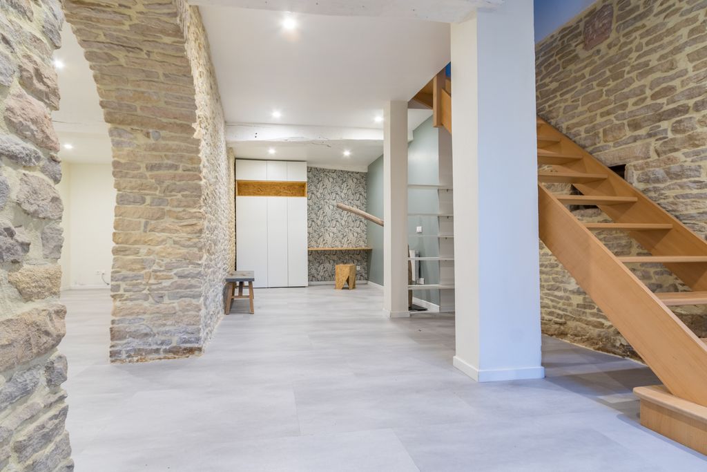 Achat maison à vendre 4 chambres 147 m² - Fontaine-lès-Dijon