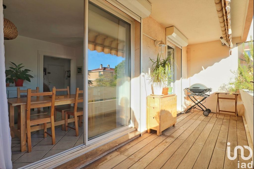 Achat appartement à vendre 4 pièces 80 m² - Vitrolles