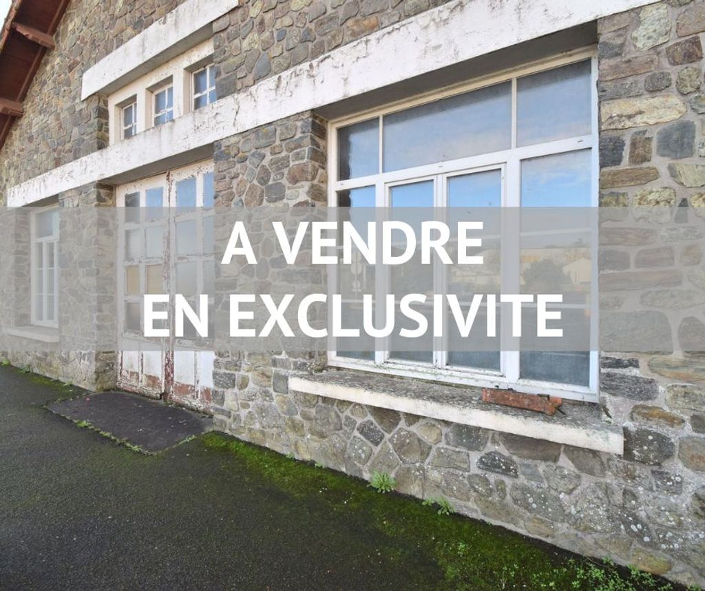 Achat maison à vendre 1 chambre 204 m² - Saint-Philbert-de-Bouaine