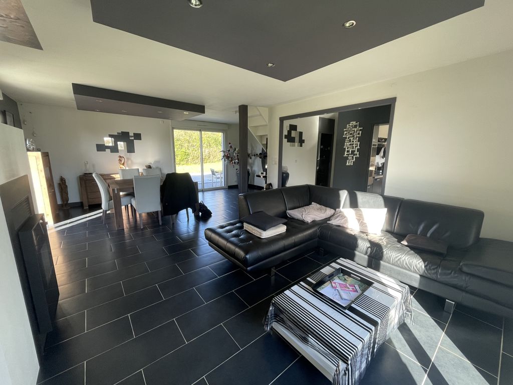 Achat maison à vendre 3 chambres 147 m² - Brissac-Loire-Aubance
