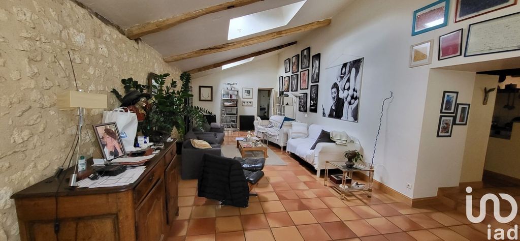 Achat maison à vendre 4 chambres 234 m² - Saint-Sulpice-de-Cognac