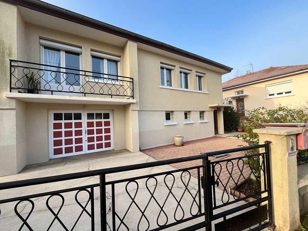 Achat maison à vendre 3 chambres 95 m² - Bourg-en-Bresse