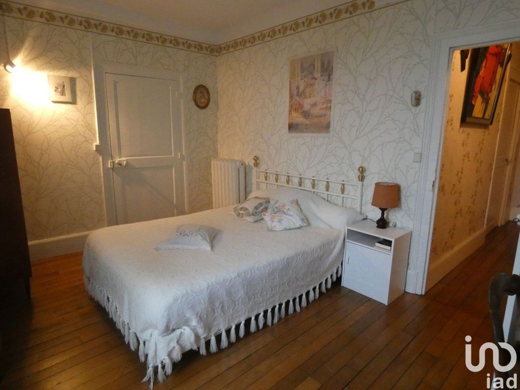 Achat maison à vendre 5 chambres 188 m² - Pontigny