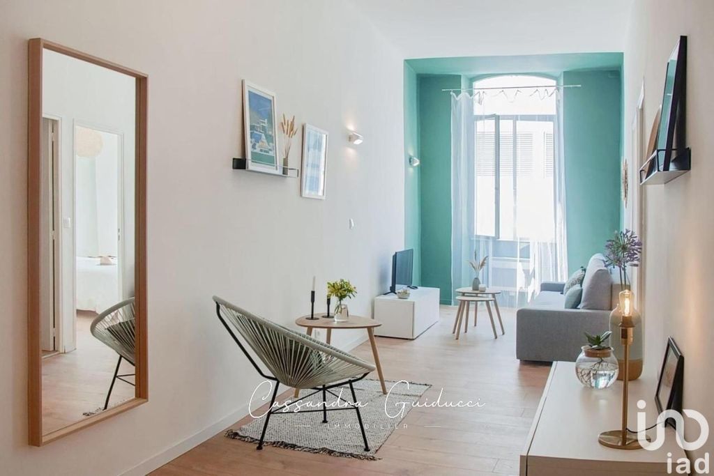Achat appartement à vendre 3 pièces 61 m² - Marseille 1er arrondissement
