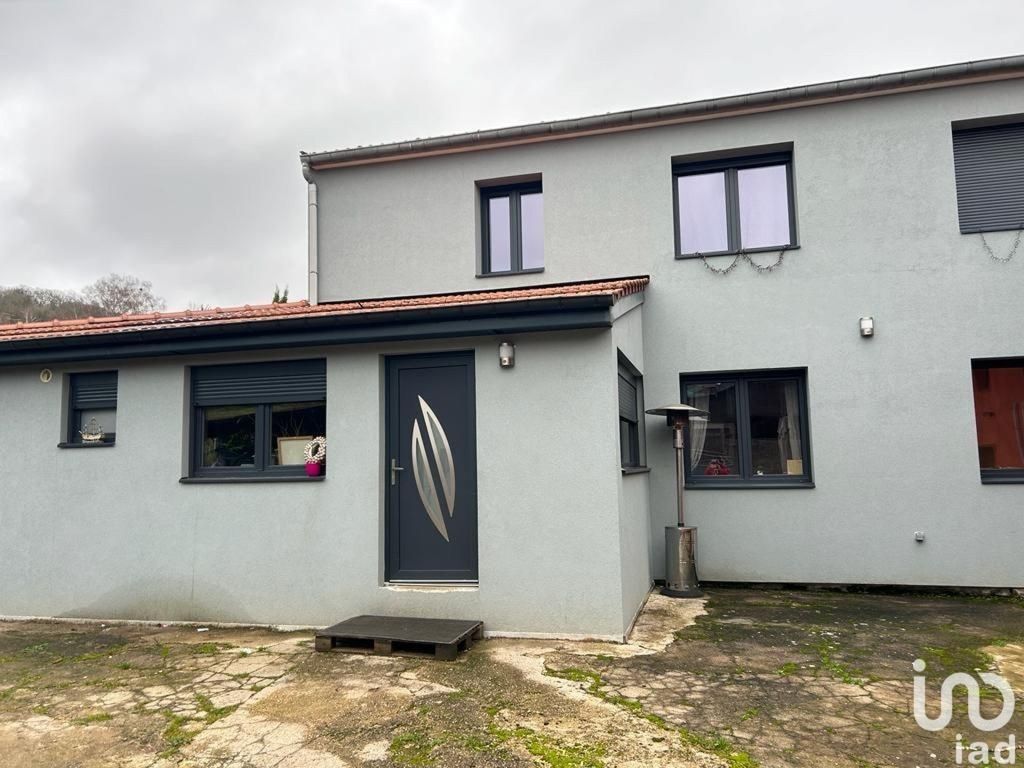 Achat maison à vendre 2 chambres 111 m² - Vitry-sur-Orne