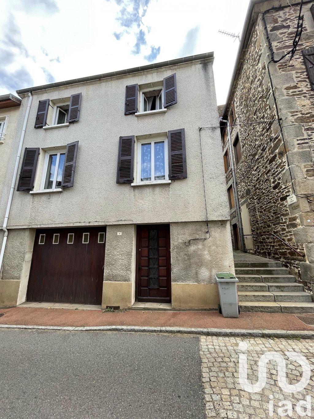Achat maison à vendre 3 chambres 90 m² - La Valla-en-Gier