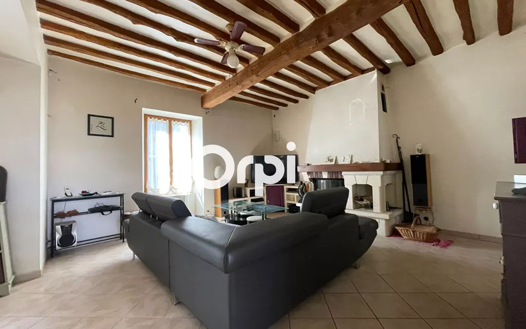 Achat maison à vendre 3 chambres 125 m² - Valence-en-Brie