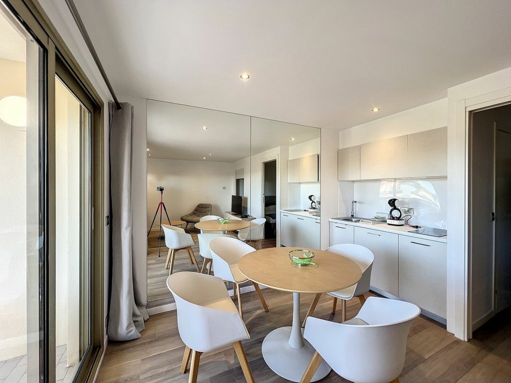 Achat appartement à vendre 2 pièces 32 m² - Vallauris